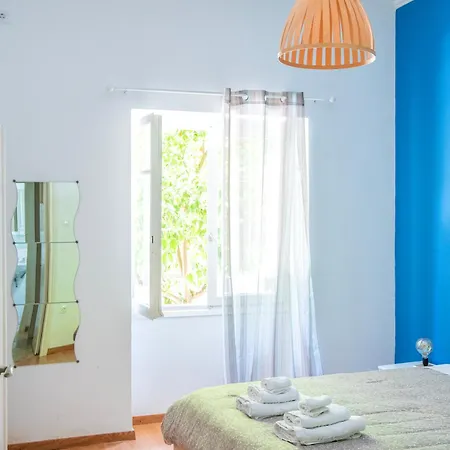 Bright And Cozy In The Center Of * Athens